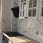 Zdroj *